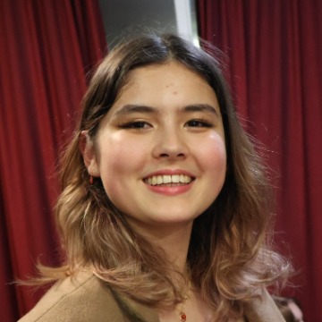 Profile Photo of Phoebe